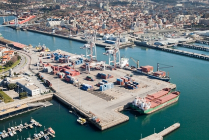 MAIS DE 3.000 TEU MOVIMENTADOS NUM S&Oacute; DIA!