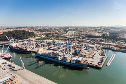 25 SHIPS "YIELDED" ALMOST 13,000 TEU