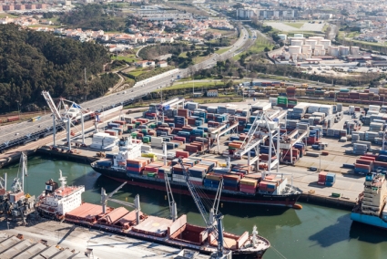 OVER 10,000 TEU IN THE FIRST WEEK